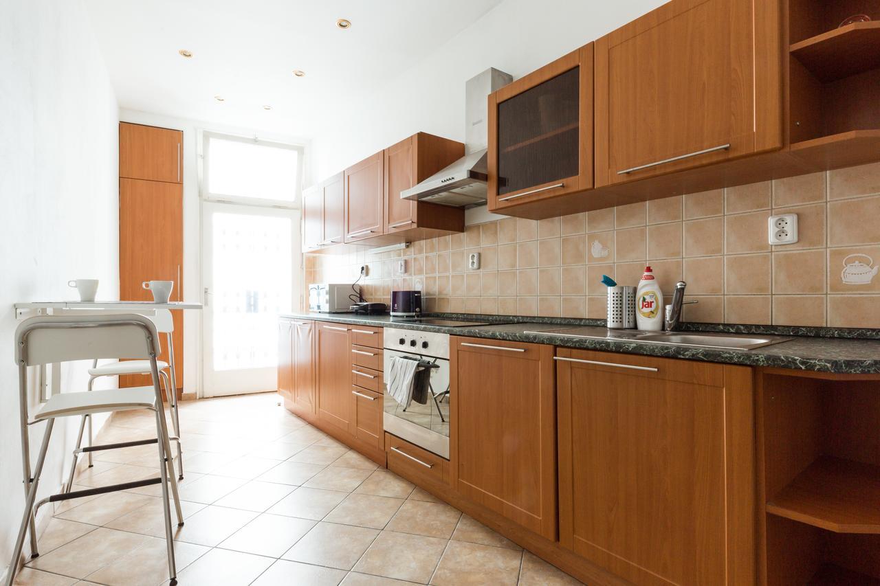Beautiful City Center Apartments Прага Экстерьер фото